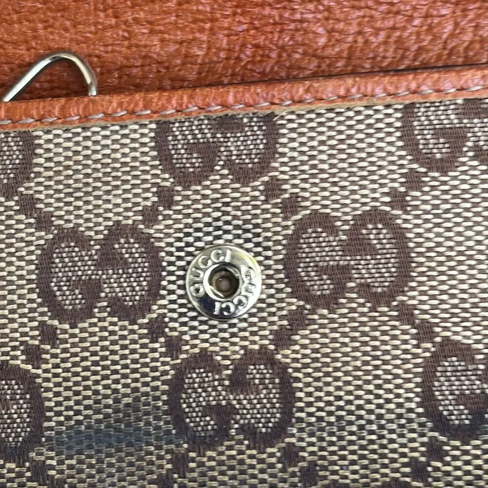 Vintage Gucci key holder